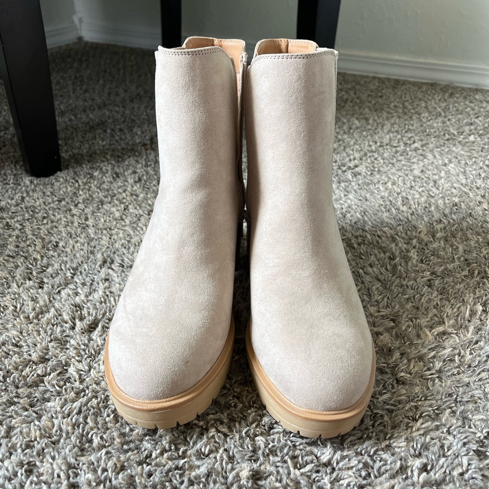 Never worn platform booties